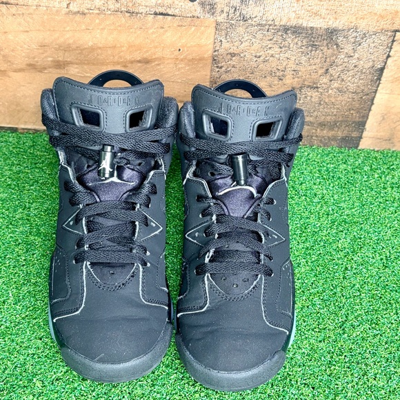 Air Jordan 6 - Size 4.5Y/6W - Retro Mid Chrome DX2835-001 - Picture 4 of 6